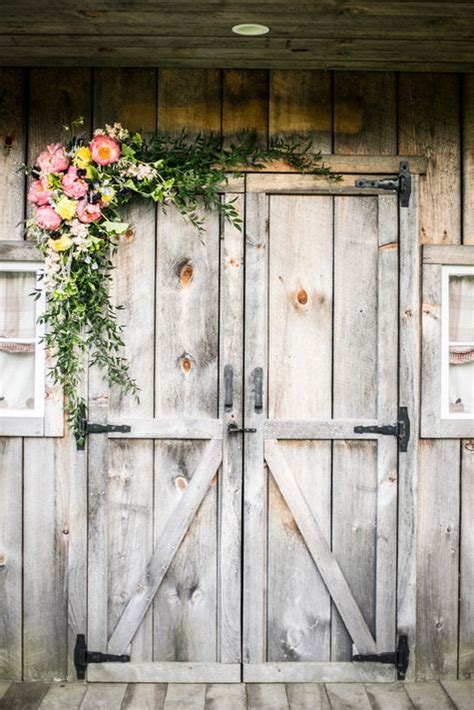 How To Submit Weddings To The Knot Barn Door Decor Barn Backdrop