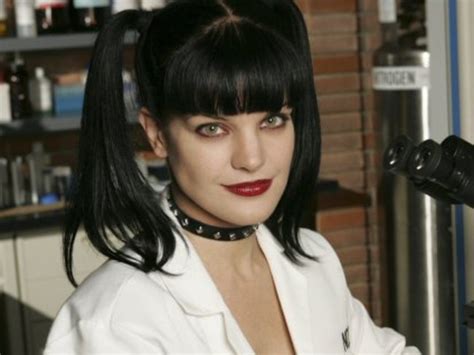 Ncis Pauley Perrette Tweets Cryptic Messages After Leaving Show The Advertiser