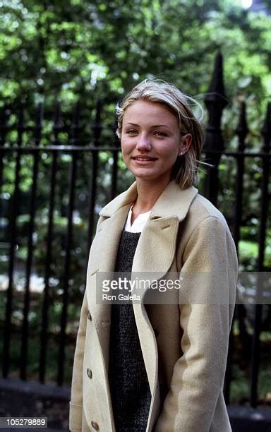 Cameron Diaz 1995 Photos And Premium High Res Pictures Getty Images