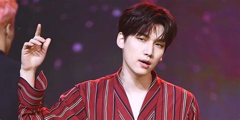 Who ever he marries will be one lucky girl. VIXX's maknae Hyuk sells out his first ever solo birthday ...