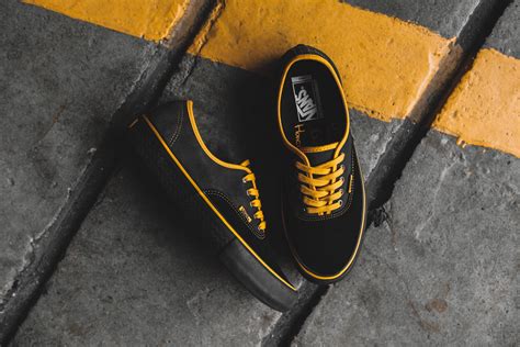 With this, pa'din musa is now the first malaysian ever to collaborate with vans to create a signature shoe colourway. A Closer Look: Vans x Pa'Din Musa - MASSES