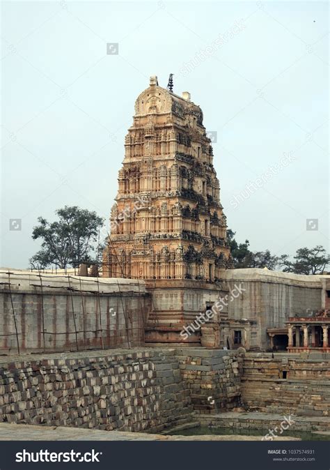 Kanakagiri Gopuram Virupaksha Temple Hampi This Stock Photo 1037574931