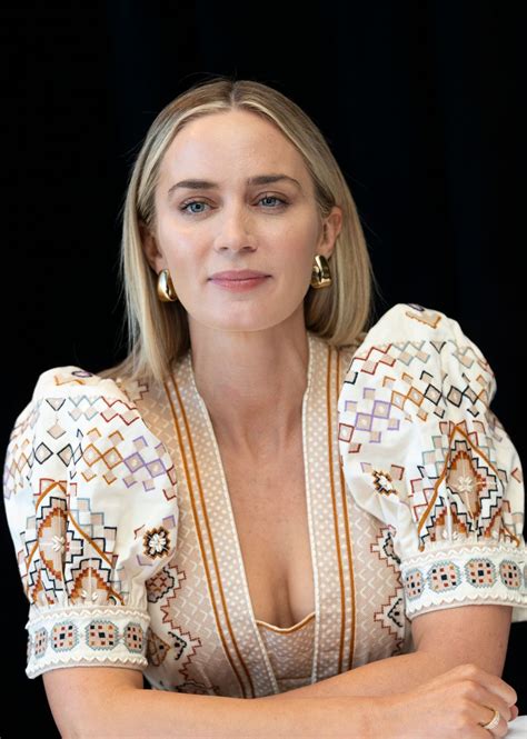 Emily blunt official facebook page. EMILY BLUNT at A Quiet Place, Photocall in New York, March ...