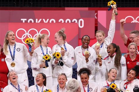 Olympics U S Women Win First Volleyball Gold Medal Against Brazil
