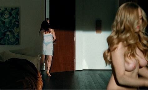 Amanda Seyfried Lesbo Scene In Chloe Scandalplanet Com Xhamster