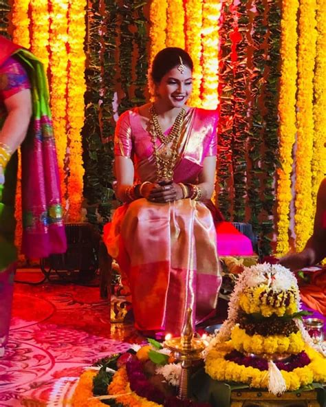 Actress Ashrita Shetty Gets Hitched To Cricketer Manish Pandey Tamil