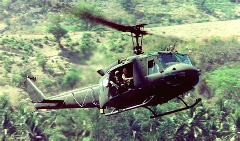Public Domain Aircraft Images Bell Uh 1 Iroquois Huey