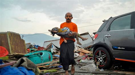 Indonesia Quake Tsunami Kill Hundreds Devastate Coast Fox News
