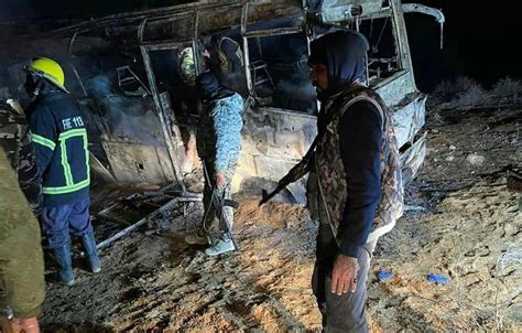 Dozens Killed After Bus Is Ambushed In Syrias Deir Ezzor Province