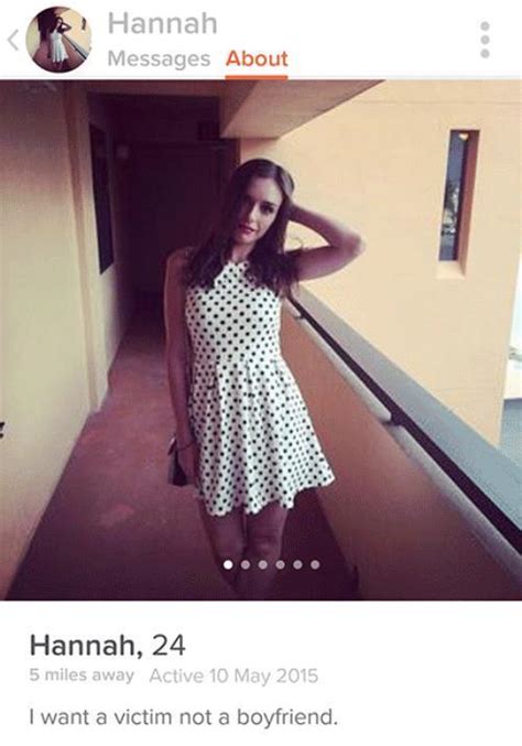45 Absurd Tinder Profiles That Make Us Want To Give It Up