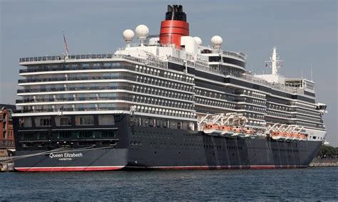 Queen Elizabeth Cruise Ship Deniachilles