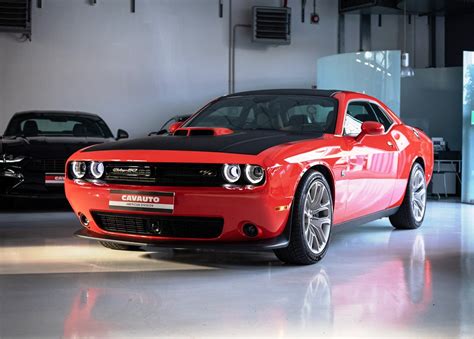 Dodge Challenger 50th Anniversary Edition Lunico Esemplare In Italia