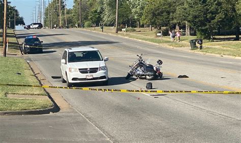 Kansas Wreck Leaves Motorcycle Rider Dead Police Say