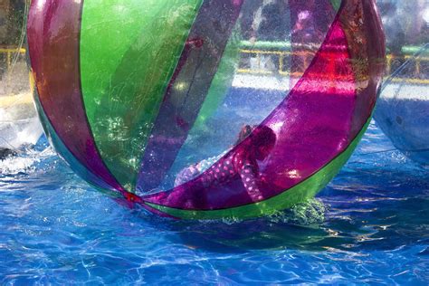 무료 이미지 보트 놀이 웨이브 자 녹색 반사 차량 어린이 푸른 화려한 물들인 크롤링 그림 물감 좋은 색깔의 물 공 서핑 장비 및 용품 공기