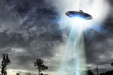 Ufo Aliens Abducted Me And Took My Eggs For Hybrids Woman Reveals