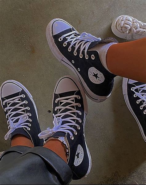 Pin By Ja🎸 On Clothing Sneakers Fashion Converse Converse Aesthetic