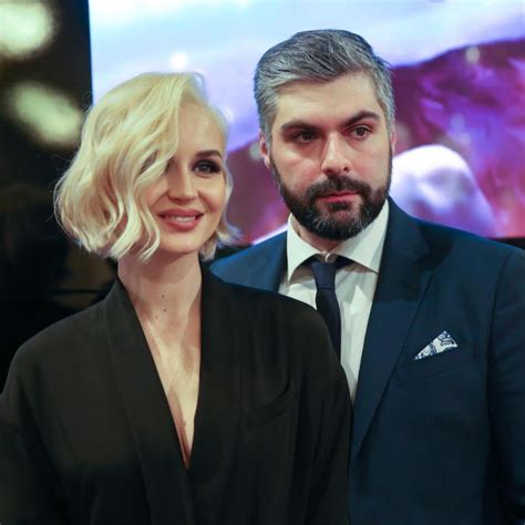 Полина Гагарина пригрозила мужу разводом Борода Дмитрийисхаков Полинагагарина Развод Брак