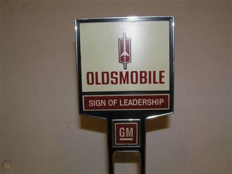 Oldsmobile Dealership Vintage Sign Of Leadership Gm Car Brochure Holder