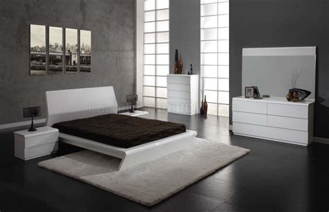 White bedroom furniture will never go out of style. White High Gloss Finish Modern Bedroom w/Options