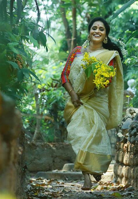 Surabhi lakshmi has won the (indian) national film award for best actress 2016 for the malayalam film, minnaminungu at the 64th national film awards. Surabhi Lakshmi Wiki, Biography, Age, Family, Movies ...
