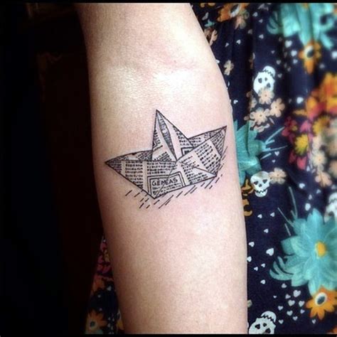 Cute and small tattoos for girls can be easily hidden and can be placed in any area of your body. 40 Cute And Meaningful Boat Tattoo Designs - Bored Art