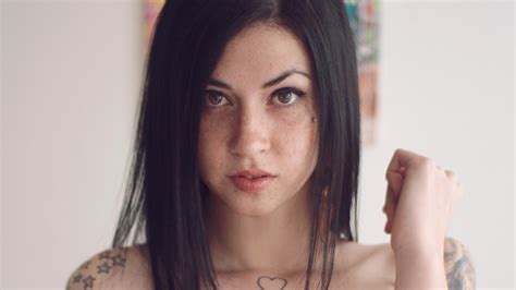 Model Freckles Women Face Tattoo Portrait Black Hair Brunette Cra Suicide Piercing