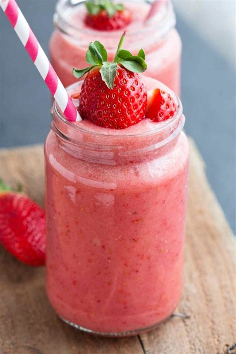 18 Easy And Healthy Frozen Fruit Smoothie Recipes Izzycooking