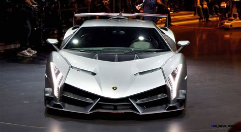 2013 Lamborghini Veneno Coupe
