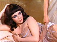 Elizabeth Taylor Nuda Anni In Cleopatra