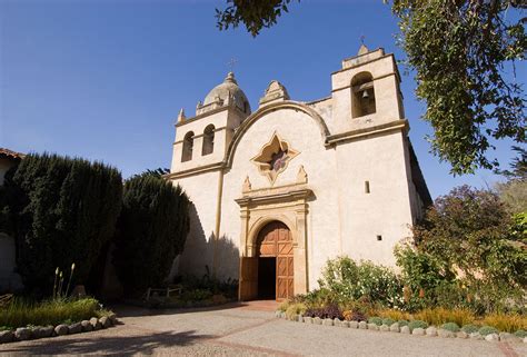 San Carlos Borromeo De Carmelo California Mission Guide