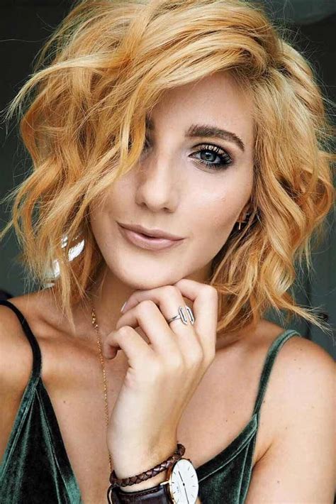 This red bob is the perfect option for those that want a more edgy, yet romantic haircut. 77 Hottest Bob Hairstyles that Look Great on Everyone ...
