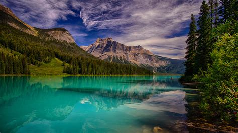 Fonds Decran 1366x768 Canada Parc Lac Montagnes Forêts Emerald Lake