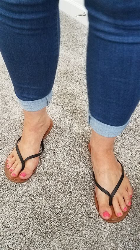 Myprettywifesfeet My Pretty Wifes Beautiful Feet Looking So Good