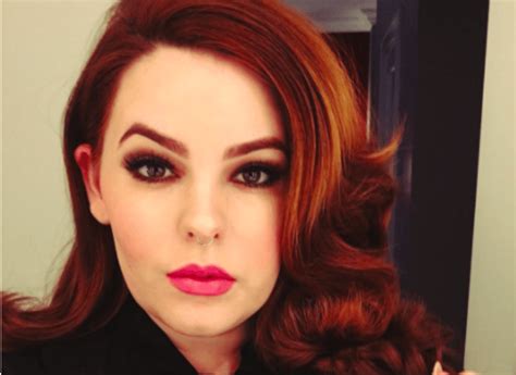 Tess Holliday Baby Bump Pic Posted To Instagram