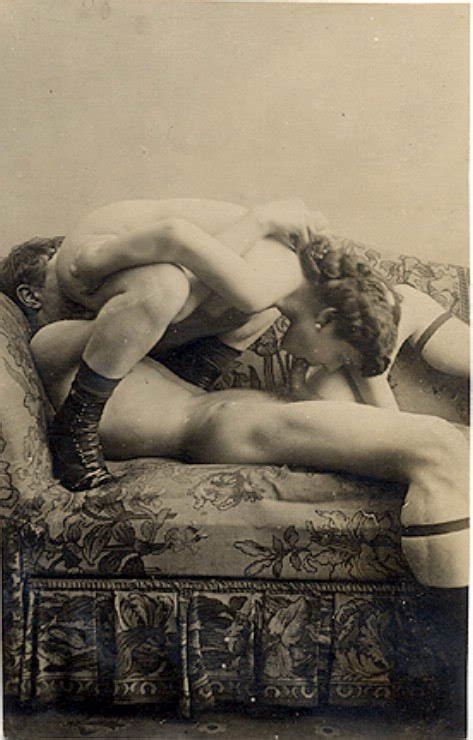 Horny Babes Having Intense Sex In Retro Collection 13 Photos