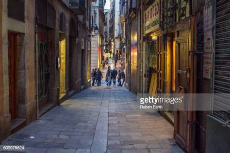 Quartier Gothique Barcelone Photos Et Images De Collection Getty Images