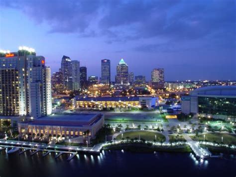 Tampa City Skyline Wallpaper Downtown Tampa 1024x768 Download Hd