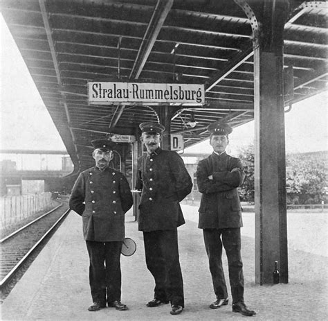 Berlin zoologischer garten underground train station entrance. Zoologischer Garten Station Elegant Bahnhof Stralau ...