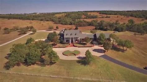 Tons of storage in this home! Home Land Acreage Horse Facility For Sale Blanchard ...