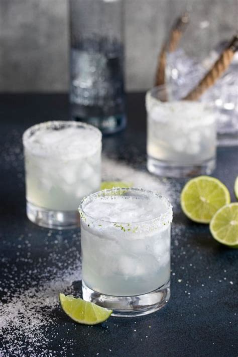 Classic Classic Lime Margarita On The Rocks ~ Cooks With Cocktails Recipe Lime Margarita