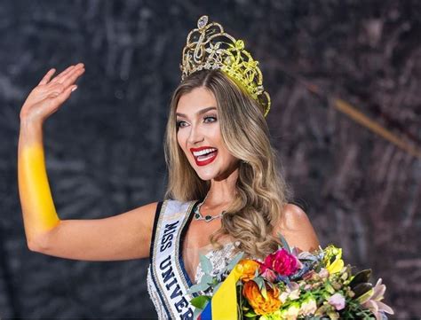 Miss Universe Colombia 2022 María Fernanda Aristizábal Officially Crowned