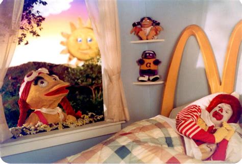 Birdie The Early Bird Tries To Wake Up Ronald Mcdonald So They Can Go To Breakfast At Mcdonald’s