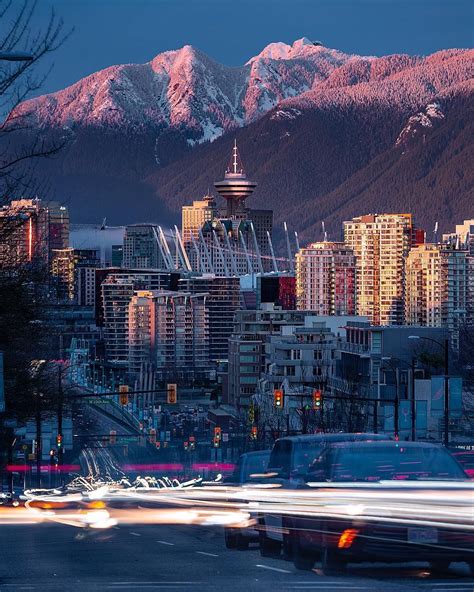 🇨🇦 Morning Light On The North Shore Mountains Vancouver Bc By Erik