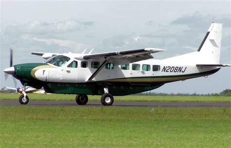 File:Cessna.208b.n208nj.arp.jpg - Wikipedia