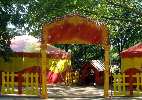 front entrance › circus tent and circus decoration rental or book a circus act circusevents