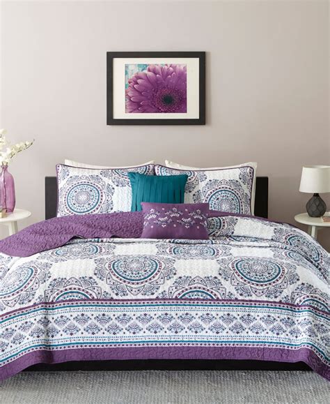 Our twin xl comforters are sized to fit the longer than normal twin sized beds many dorm rooms have for students. Intelligent Design Anika 4-Pc. Twin/Twin XL Comforter Set ...