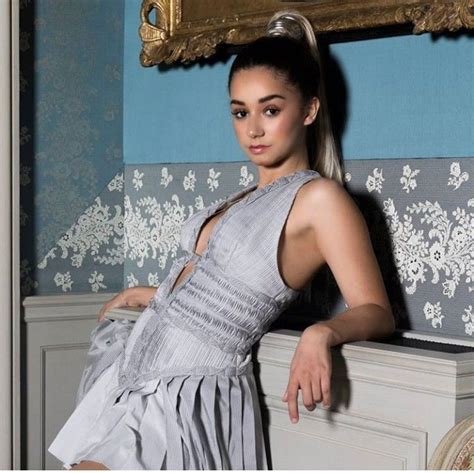Avec plus de 882 000 abonnés rien que sur instagram, elle fait partie des stars des. Épinglé sur Léna situations♡
