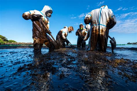 Where They Drill They Spill Offshore Drilling Is Dirty Dangerous And Drives Climate Change