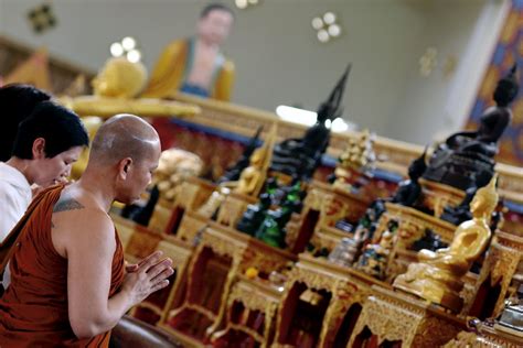 Malaysia vesak day is a festival celebrated by buddhists all across the world, especially in malaysia. Lighting candles, chanting sutras: Msian Buddhists ...