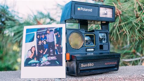 Vintage Polaroid Sun 660 Auto Focus Instant Land Camera W Strap High